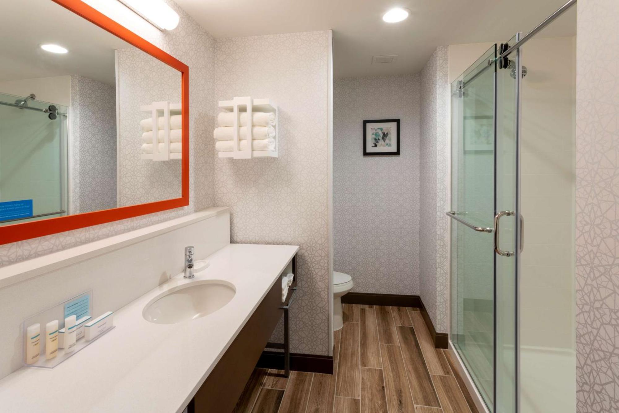 Hampton Inn Eden Prairie Minneapolis Экстерьер фото