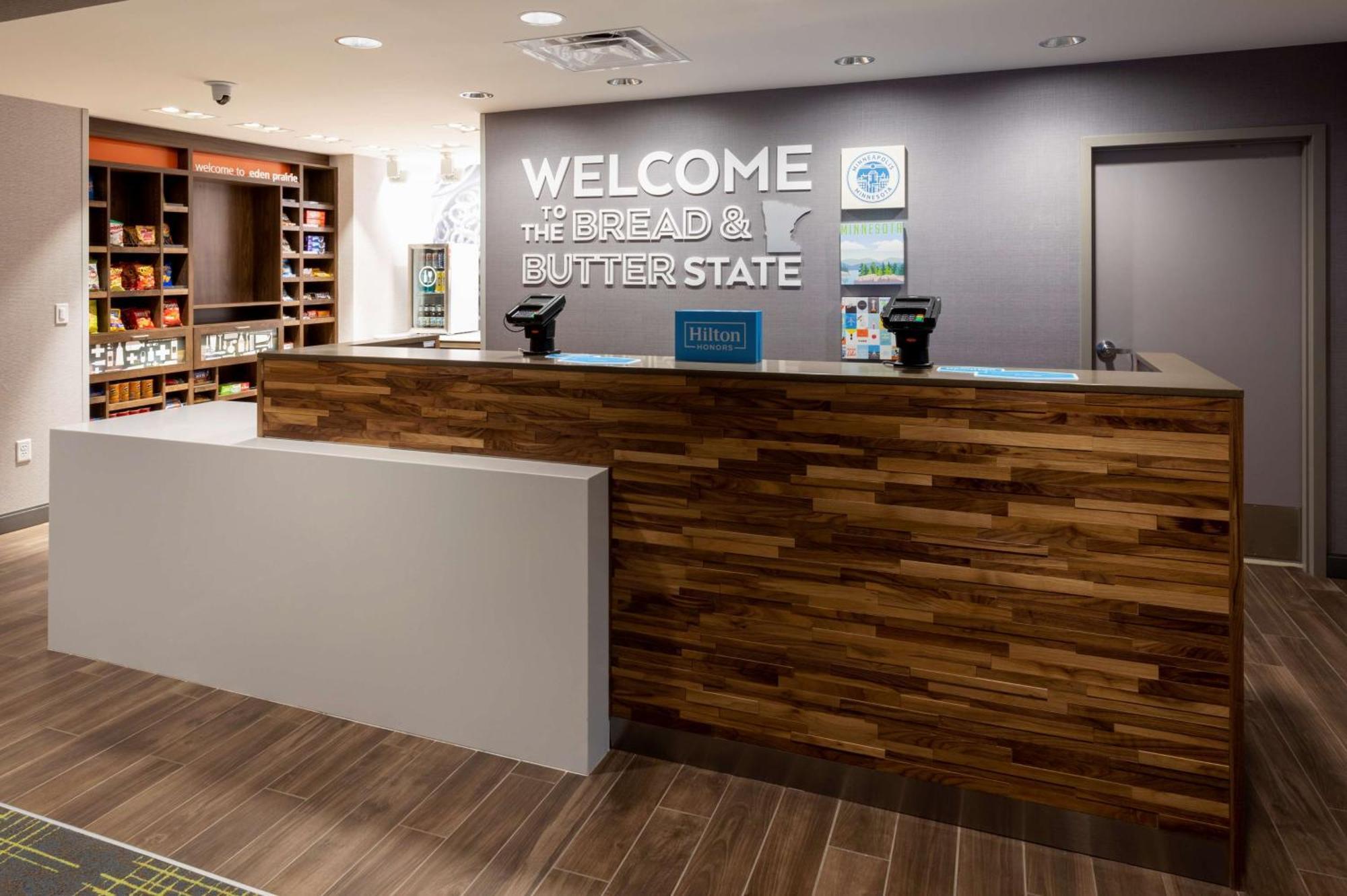 Hampton Inn Eden Prairie Minneapolis Экстерьер фото