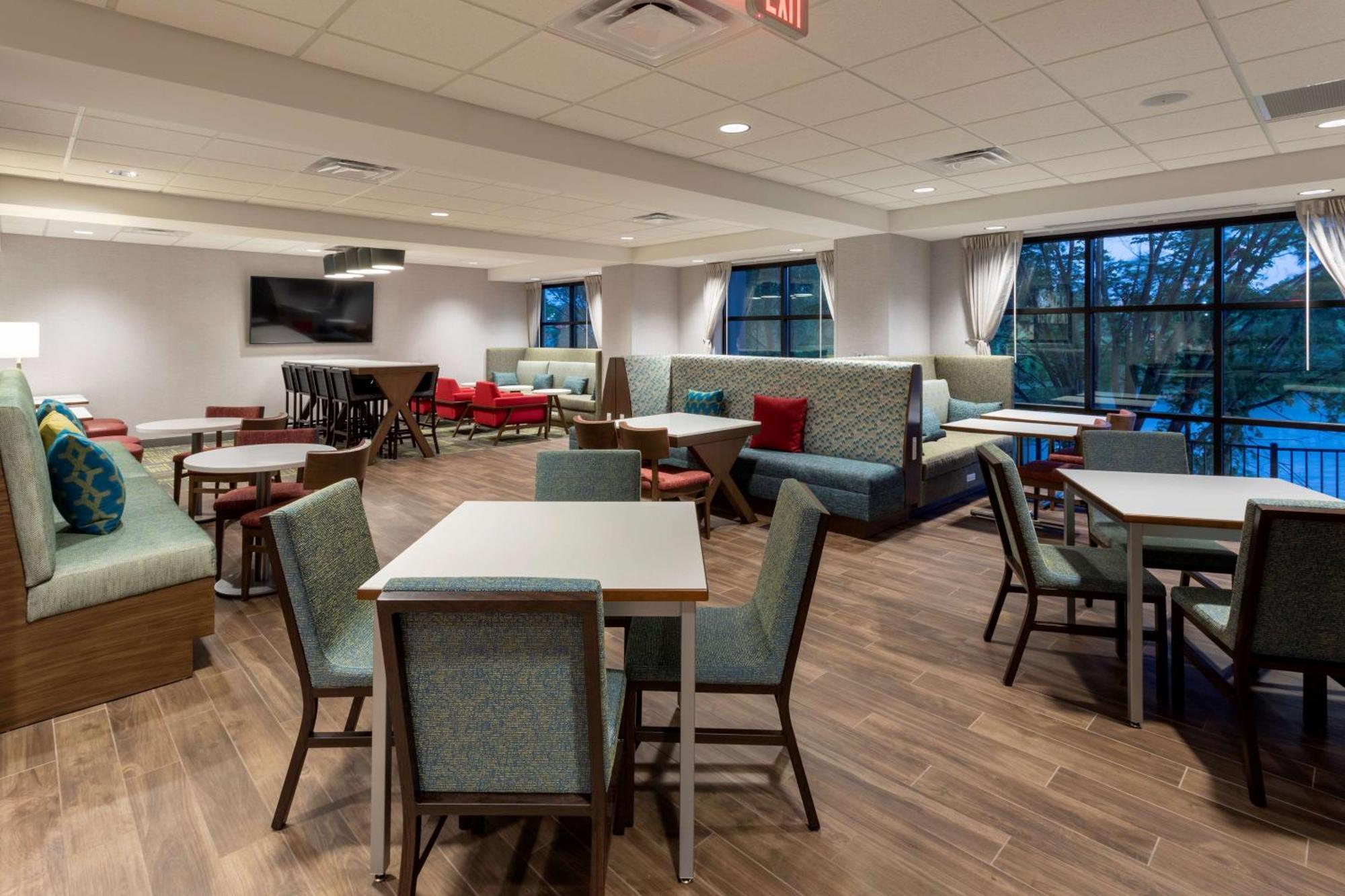 Hampton Inn Eden Prairie Minneapolis Экстерьер фото